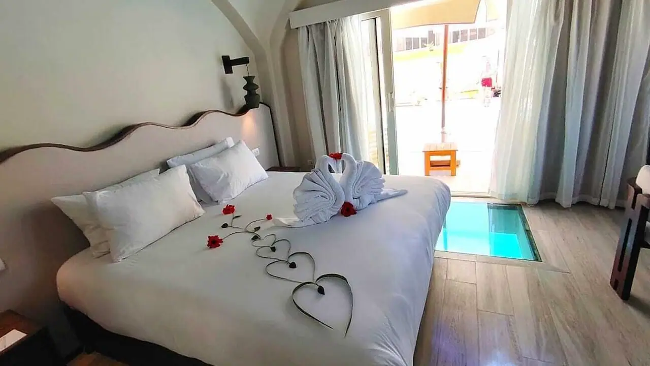 الفندق دايموند بيتش باي بيرل ريزورتس - مرسى علم